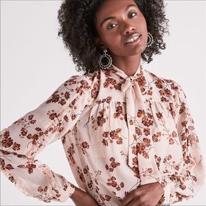 Lucky Brand Dandalion Print Tie Neck Blouse Medium